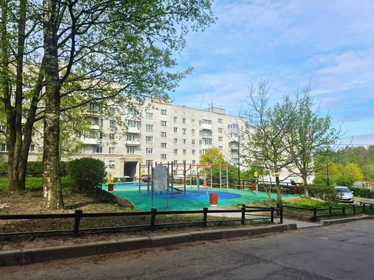 Продам однокомнатную (1-комн.) квартиру, Орловская ул, 2А, Стрельна п