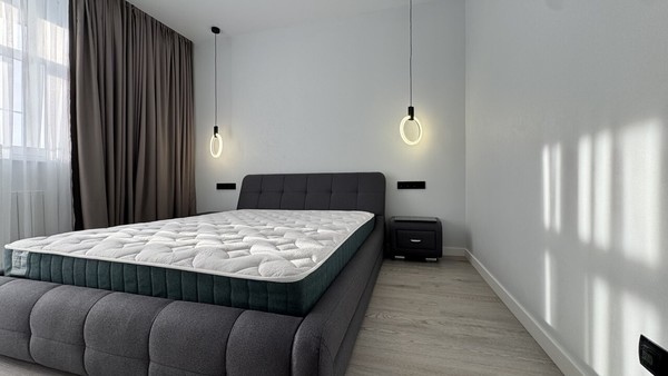Продам трехкомнатную (3-комн.) квартиру, Херсонская ул, 43, Москва г