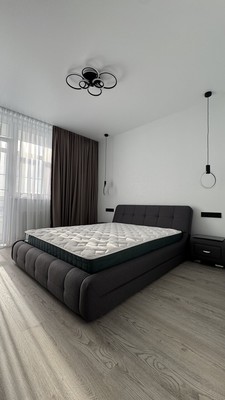 Продам трехкомнатную (3-комн.) квартиру, Херсонская ул, 43, Москва г