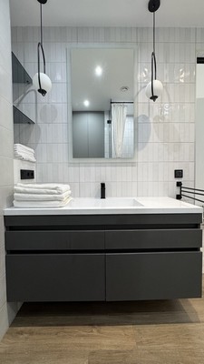 Продам трехкомнатную (3-комн.) квартиру, Херсонская ул, 43, Москва г