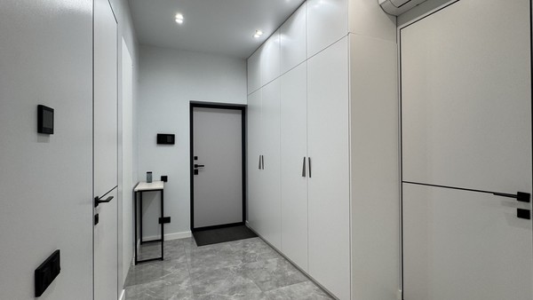 Продам трехкомнатную (3-комн.) квартиру, Херсонская ул, 43, Москва г
