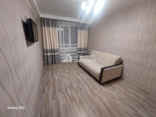 Продам двухкомнатную (2-комн.) квартиру, Мира пр-кт, 373а, Южно-Сахалинск г