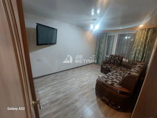 Продам двухкомнатную (2-комн.) квартиру, Мира пр-кт, 373а, Южно-Сахалинск г