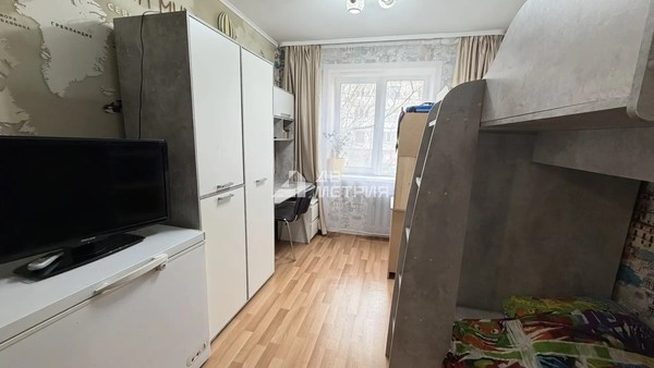 Продам двухкомнатную (2-комн.) квартиру, Алексея Максимовича Горького ул, 62б, Южно-Сахалинск г