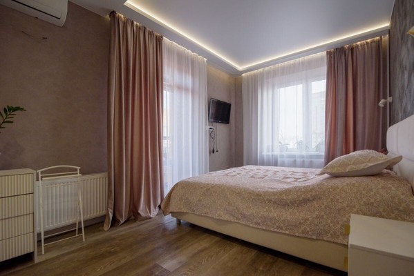 Продам трехкомнатную (3-комн.) квартиру, Красный пр-кт, 313, Новосибирск г