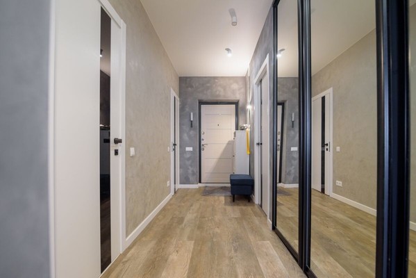 Продам трехкомнатную (3-комн.) квартиру, Красный пр-кт, 313, Новосибирск г