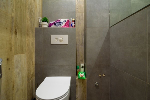 Продам трехкомнатную (3-комн.) квартиру, Красный пр-кт, 313, Новосибирск г