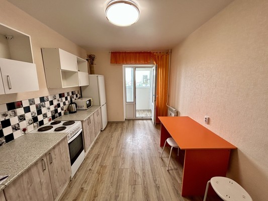 Продам двухкомнатную (2-комн.) квартиру, Магистральная ул, 11, Отрадное п