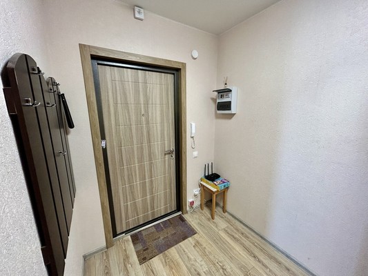 Продам двухкомнатную (2-комн.) квартиру, Магистральная ул, 11, Отрадное п