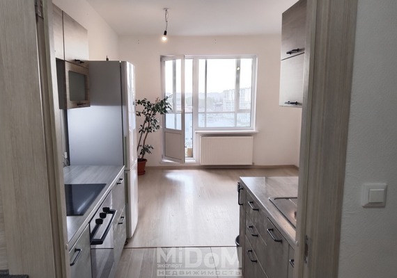 Продам однокомнатную (1-комн.) квартиру, Петровский б-р, 27, Бугры п