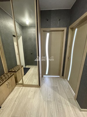 Продам трехкомнатную (3-комн.) квартиру, Байкальская ул, 1, Южно-Сахалинск г