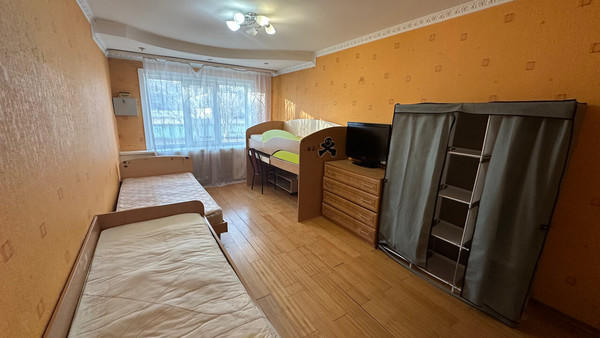 Продам трехкомнатную (3-комн.) квартиру, Пуркаева М.А. ул, 76, Южно-Сахалинск г