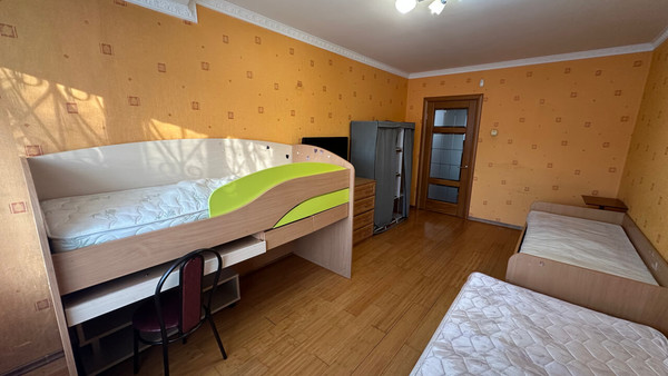 Продам трехкомнатную (3-комн.) квартиру, Пуркаева М.А. ул, 76, Южно-Сахалинск г