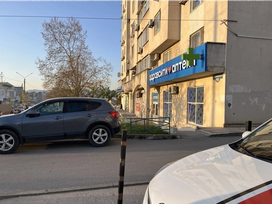Продам трехкомнатную (3-комн.) квартиру, Дзержинского пр-кт, 198, Новороссийск г