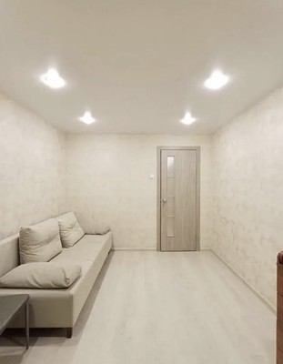 Продам трехкомнатную (3-комн.) квартиру, им. 40-летия Победы ул, 72к2, Краснодар г