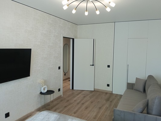 Продам однокомнатную (1-комн.) квартиру, Александра Курынова ул, 5к1, Казань г