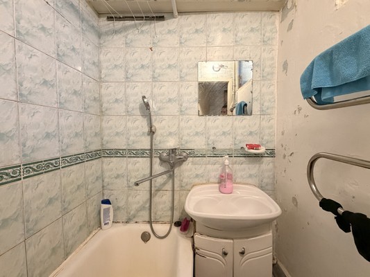 Продам однокомнатную (1-комн.) квартиру, 3-я Филевская ул, 6к2, Москва г