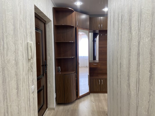 Продам двухкомнатную (2-комн.) квартиру, Зорге ул, 37к1, Ростов-на-Дону г