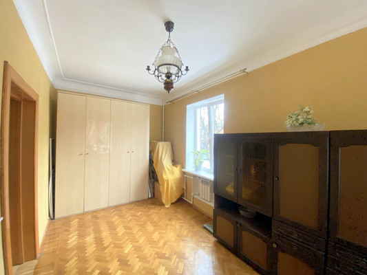 Продам трехкомнатную (3-комн.) квартиру, Ларина ул, 43к1, Ростов-на-Дону г