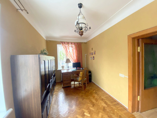 Продам трехкомнатную (3-комн.) квартиру, Ларина ул, 43к1, Ростов-на-Дону г