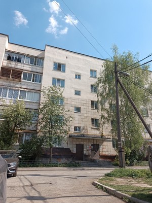 Продам двухкомнатную (2-комн.) квартиру, Чайковского ул, 90, Нижний Тагил г