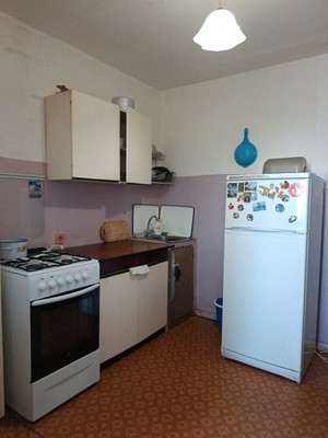 Продам двухкомнатную (2-комн.) квартиру, Чайковского ул, 90, Нижний Тагил г