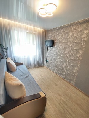 Продам двухкомнатную (2-комн.) квартиру, Антона Петрова ул, 241, Барнаул г