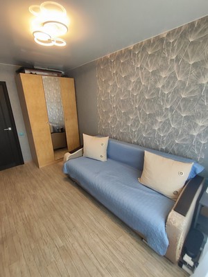 Продам двухкомнатную (2-комн.) квартиру, Антона Петрова ул, 241, Барнаул г
