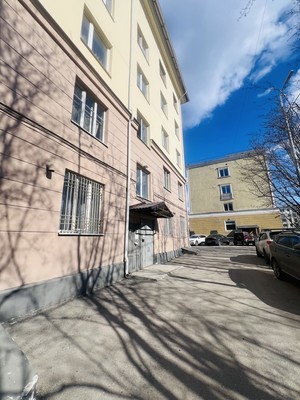 Сдам однокомнатную (1-комн.) квартиру, Капитана Егорова ул, 4, Мурманск г