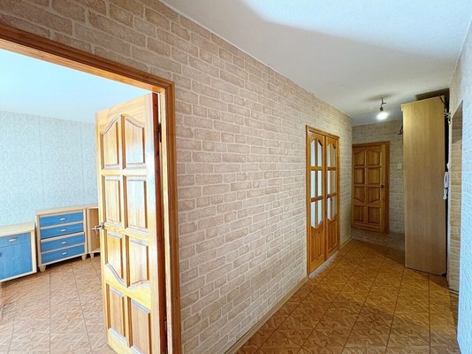 Продам трехкомнатную (3-комн.) квартиру, Ленина ул, 11, Пенза г