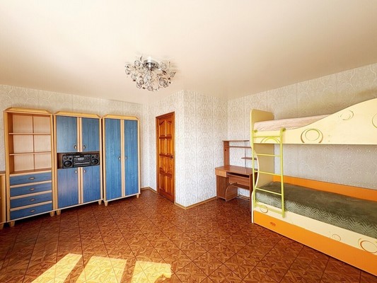 Продам трехкомнатную (3-комн.) квартиру, Ленина ул, 11, Пенза г