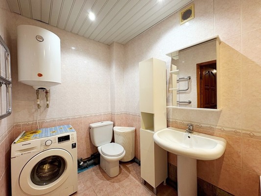 Продам трехкомнатную (3-комн.) квартиру, Ленина ул, 11, Пенза г