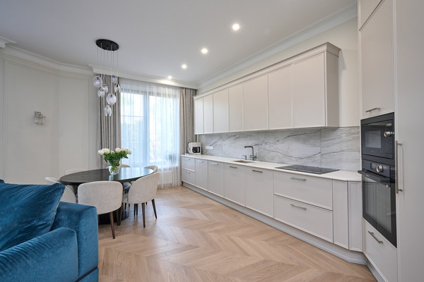 Продам трехкомнатную (3-комн.) квартиру, Новоалексеевская ул, 16к5, Москва г