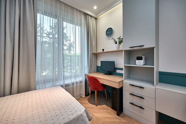 Продам трехкомнатную (3-комн.) квартиру, Новоалексеевская ул, 16к5, Москва г