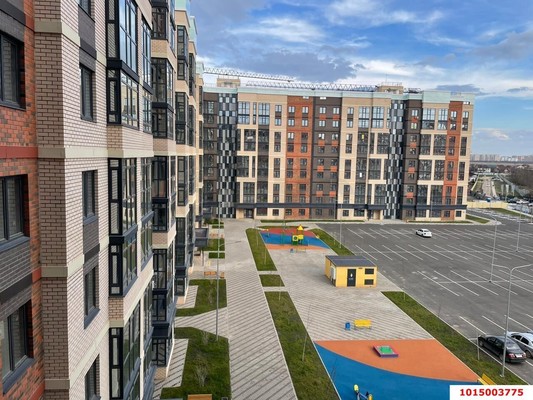 Продам однокомнатную (1-комн.) квартиру, им. генерала Корнилова ул, 9к3, Краснодар г