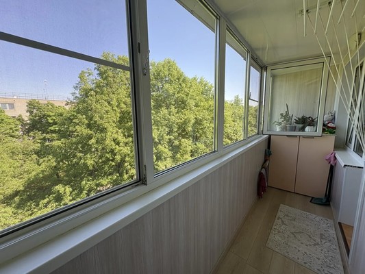 Продам трехкомнатную (3-комн.) квартиру, 4А, Дубровицы п