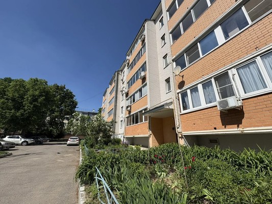 Продам трехкомнатную (3-комн.) квартиру, 4А, Дубровицы п