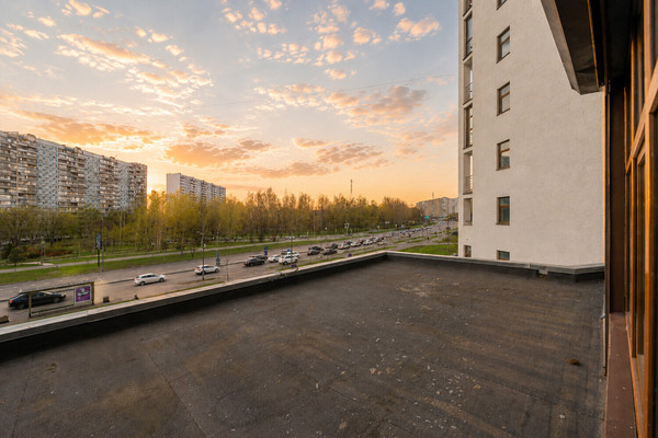Продам двухкомнатную (2-комн.) квартиру, Хачатуряна ул, 12к1, Москва г