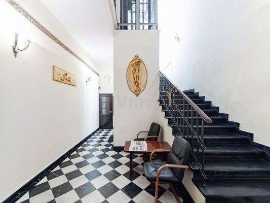 Сдам многокомнатную квартиру, Петровка ул, 17 1, Москва г