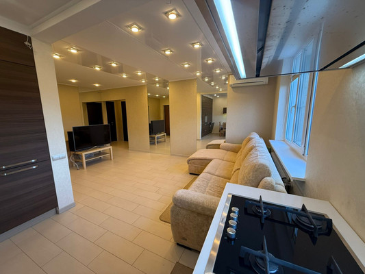 Продам трехкомнатную (3-комн.) квартиру, Королева пр-кт, 23а, Ростов-на-Дону г