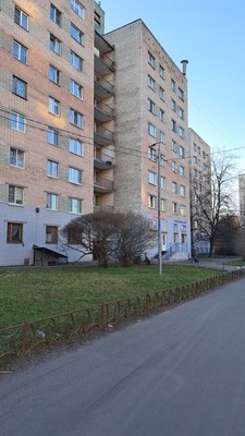 Продам комнату в 8-комн. квартире, Купчинская ул, 21к1, Санкт-Петербург г