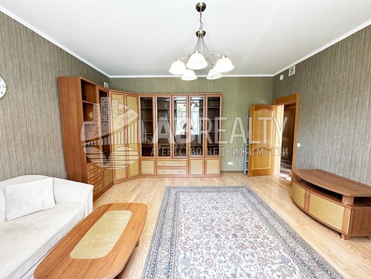 Продам двухкомнатную (2-комн.) квартиру, Преображенская ул, 5/7, Москва г