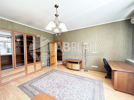 Продам двухкомнатную (2-комн.) квартиру, Преображенская ул, 5/7, Москва г