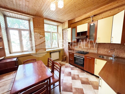 Продам двухкомнатную (2-комн.) квартиру, Преображенская ул, 5/7, Москва г