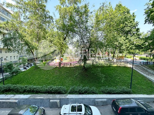 Продам двухкомнатную (2-комн.) квартиру, Преображенская ул, 5/7, Москва г