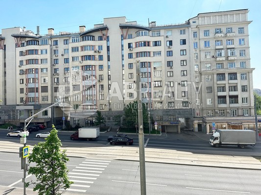 Продам двухкомнатную (2-комн.) квартиру, Преображенская ул, 5/7, Москва г