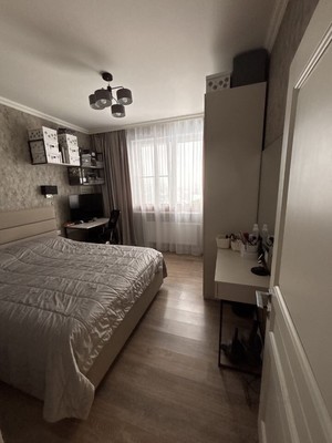 Продам двухкомнатную (2-комн.) квартиру, Коминтерна ул, 15к3, Москва г