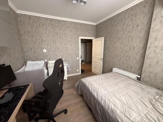 Продам двухкомнатную (2-комн.) квартиру, Коминтерна ул, 15к3, Москва г