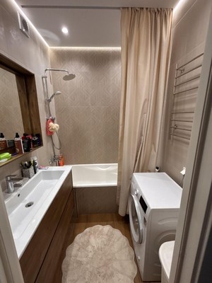 Продам двухкомнатную (2-комн.) квартиру, Коминтерна ул, 15к3, Москва г