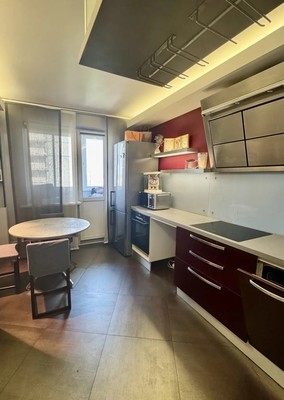Продам двухкомнатную (2-комн.) квартиру, Горбунова ул, 19к1, Москва г